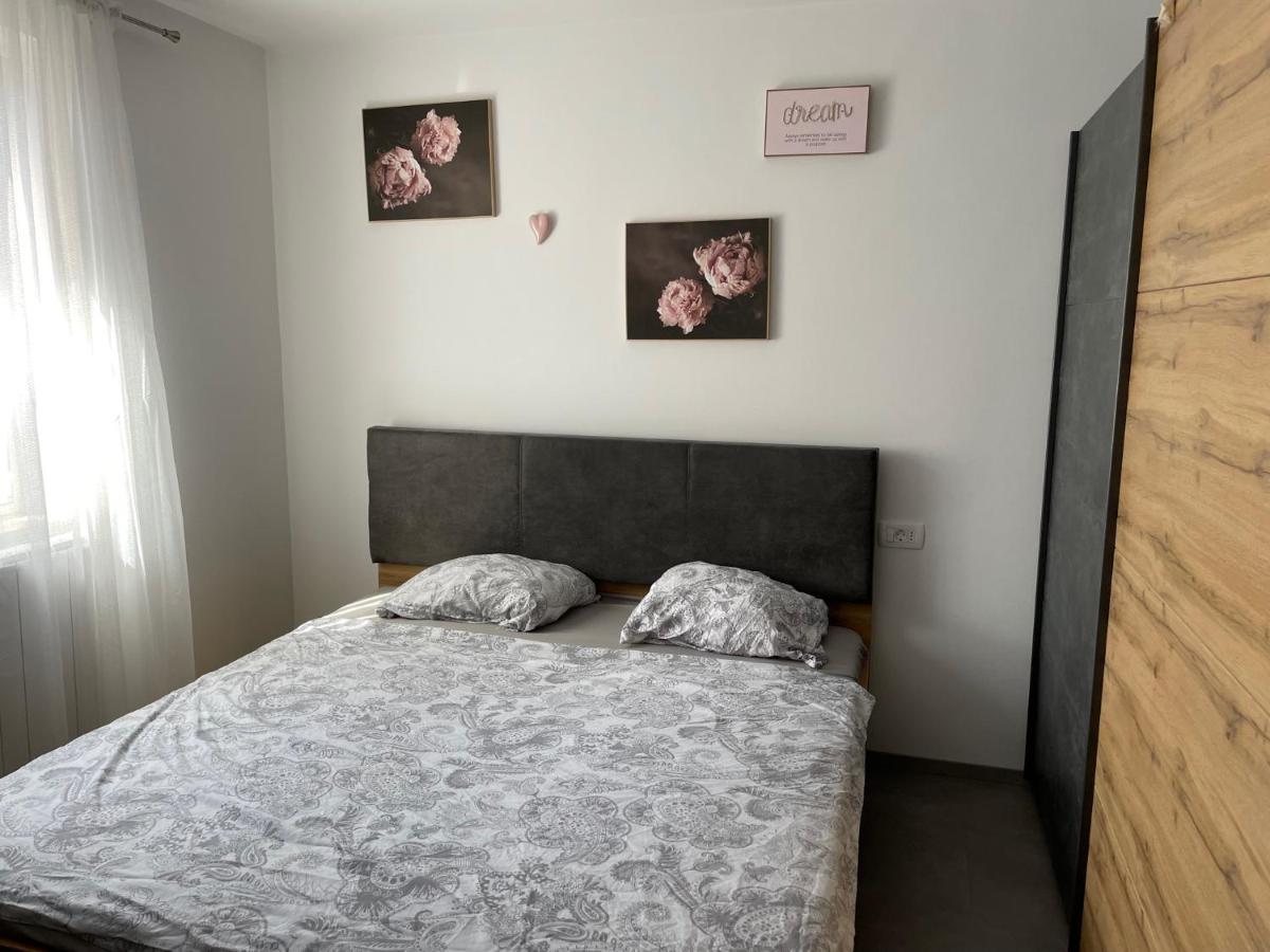 Family Home โคเปร์ ภายนอก รูปภาพ